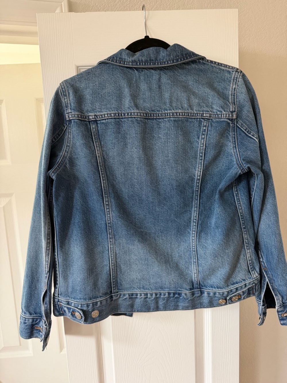 Madewell Classic Denim Jacket Medford Wash - Picture 3 of 3